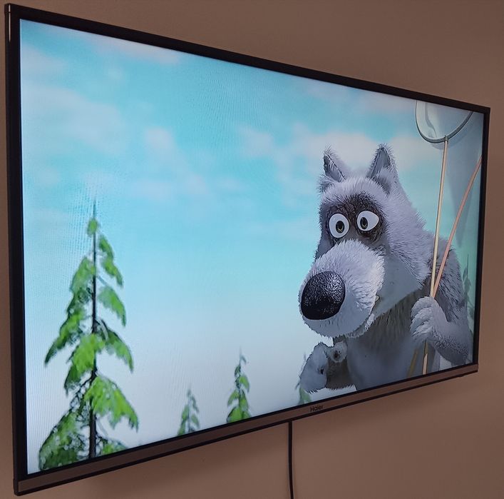 Большой смарт телевизор Haier
