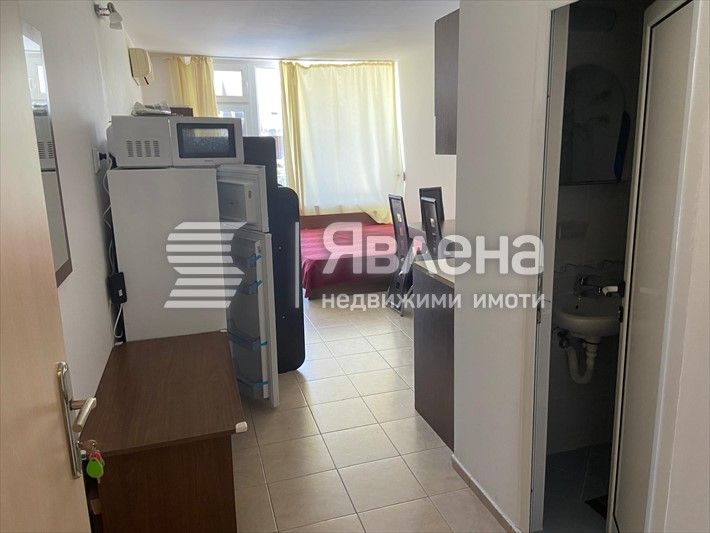 Продава се Едностаен апартамент в к.к. Слънчев бряг - 35 кв.м за 1258 €/кв.м - Снимка #5