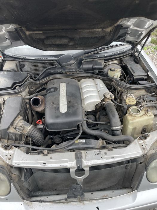 Мерцедес Е 200 цди / mercedes E 200 CDI  1999г НА ЧАСТИ