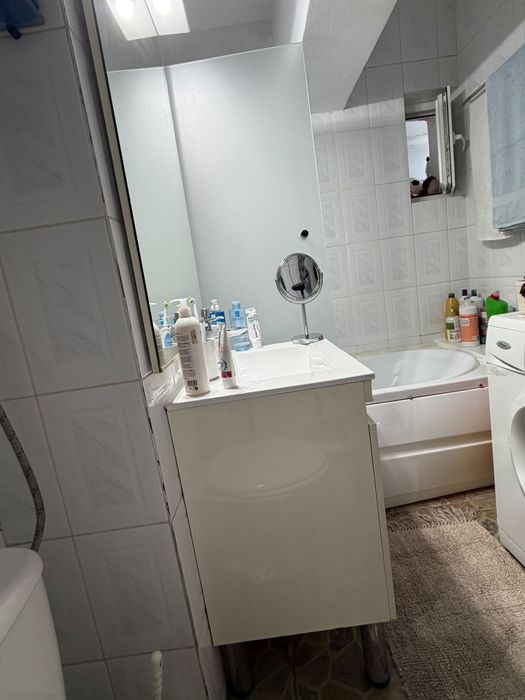 Vand apartament 3 camere, 3 balcoane, 2 băi, Parcul Catedralei