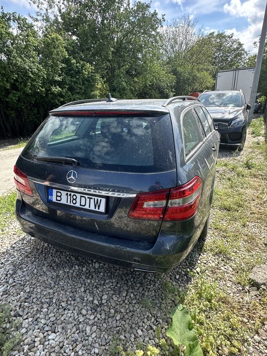 Vand mercedes e200 brak