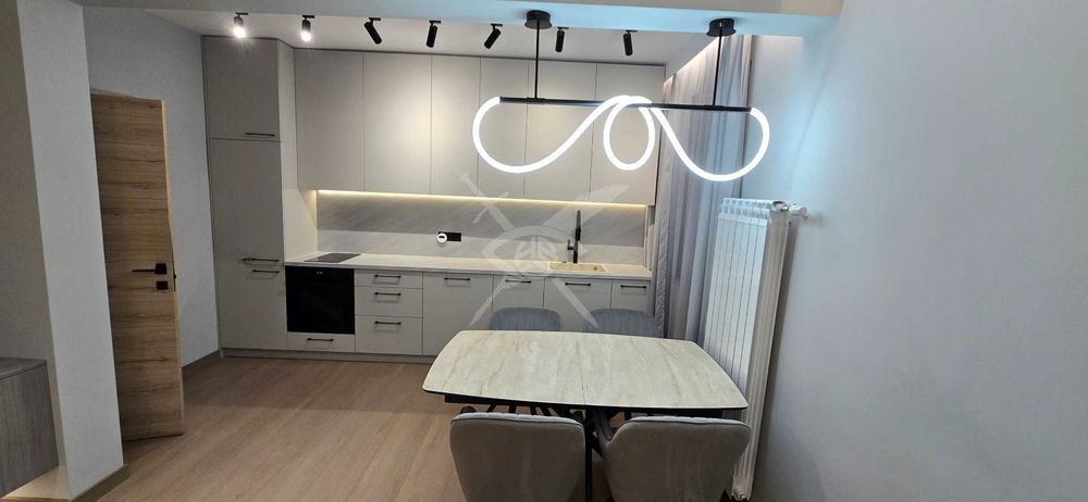 Дава се под наем Двустаен апартамент в София, Център - 60 кв.м за 1250 € - Снимка #1