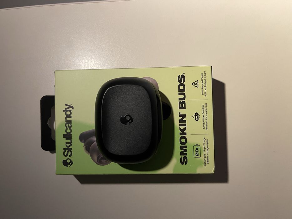 Skull Candy Smoking Buds