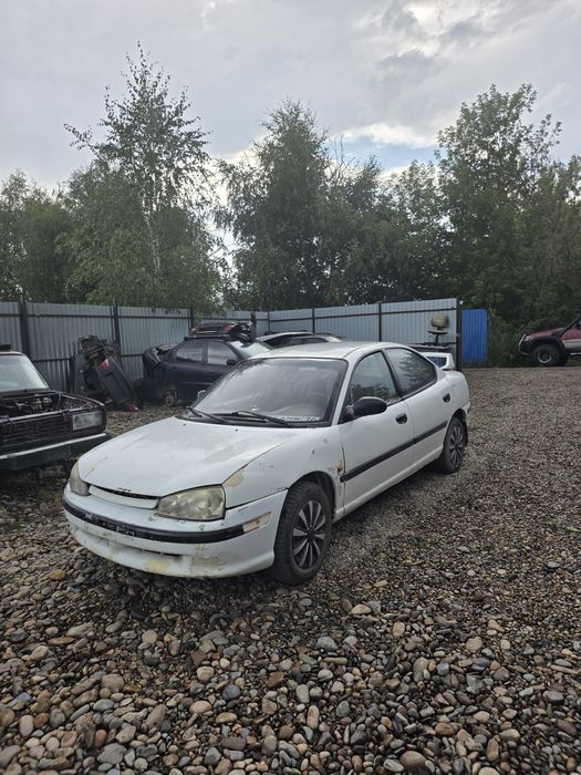 Автомобиль Chrysler Neon