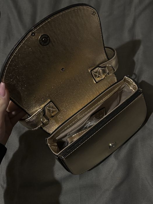 Diesel bag златна