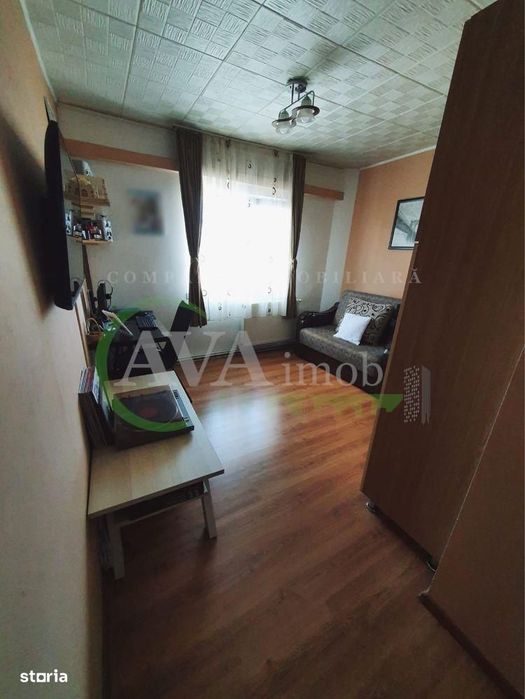 Apartament 3 camere decomandat , zona Milcov