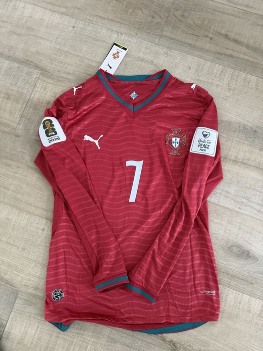 Tricou de fotbal maneca lunga  bluza fotbal Portugalia nationala Puma marime M Cristiano Ronaldo 7 CR7 marime M