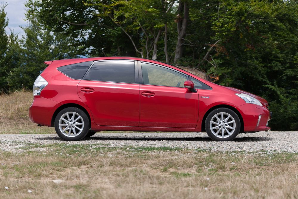 Toyota Prius Plus + Full Hybrid / Cutie automata