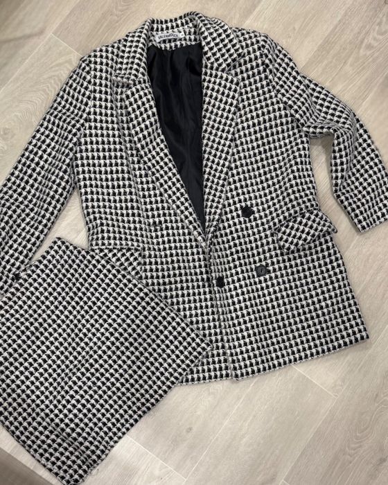 Продам женскую одежду