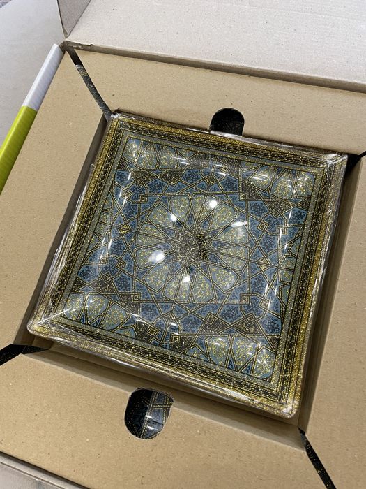 Продам набор тарелок