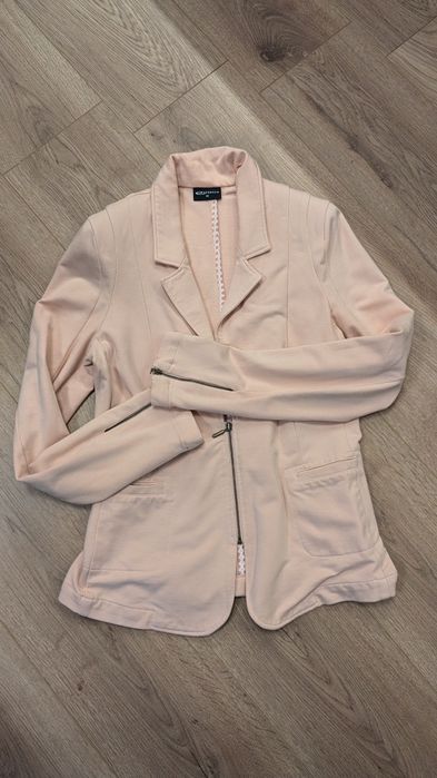 Дамско спортно сако Expresso