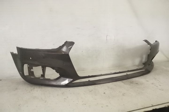 Ауди А5 / Audi A5 Оригинална предна броня със сензори и мивка в добро