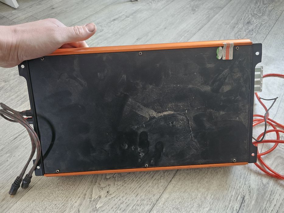 Продам усилитель DL Audio Barracuda 4.100