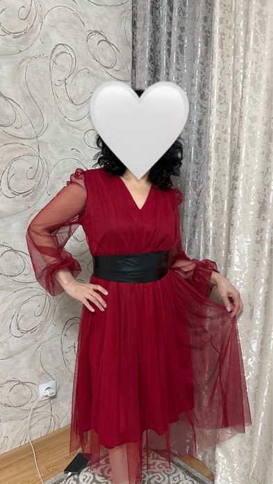 Продаю женское платье