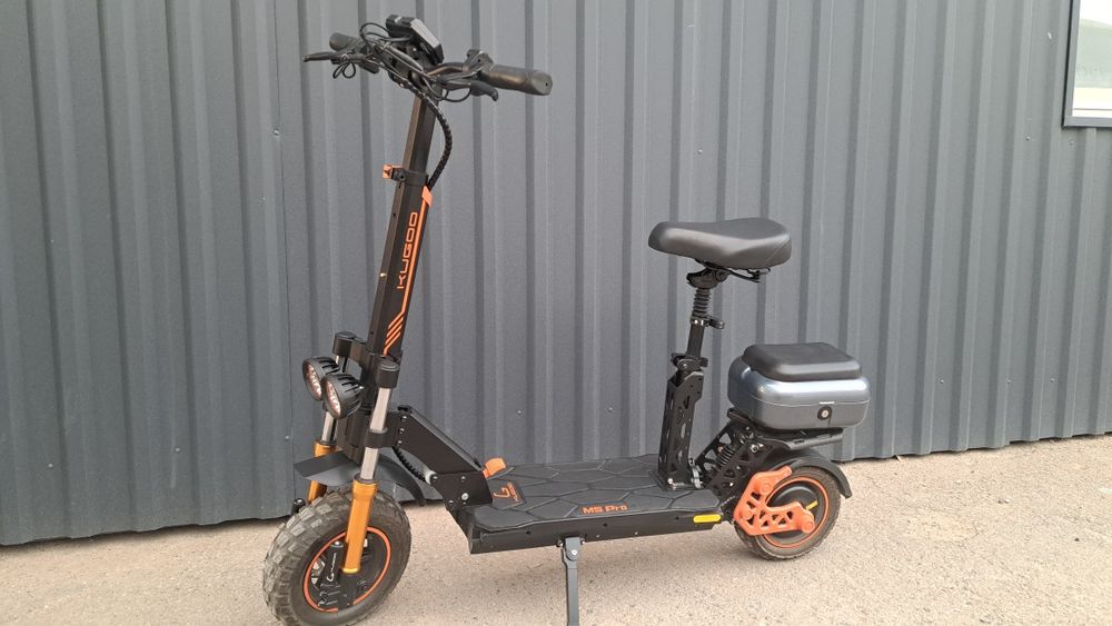 Продам электросамокат