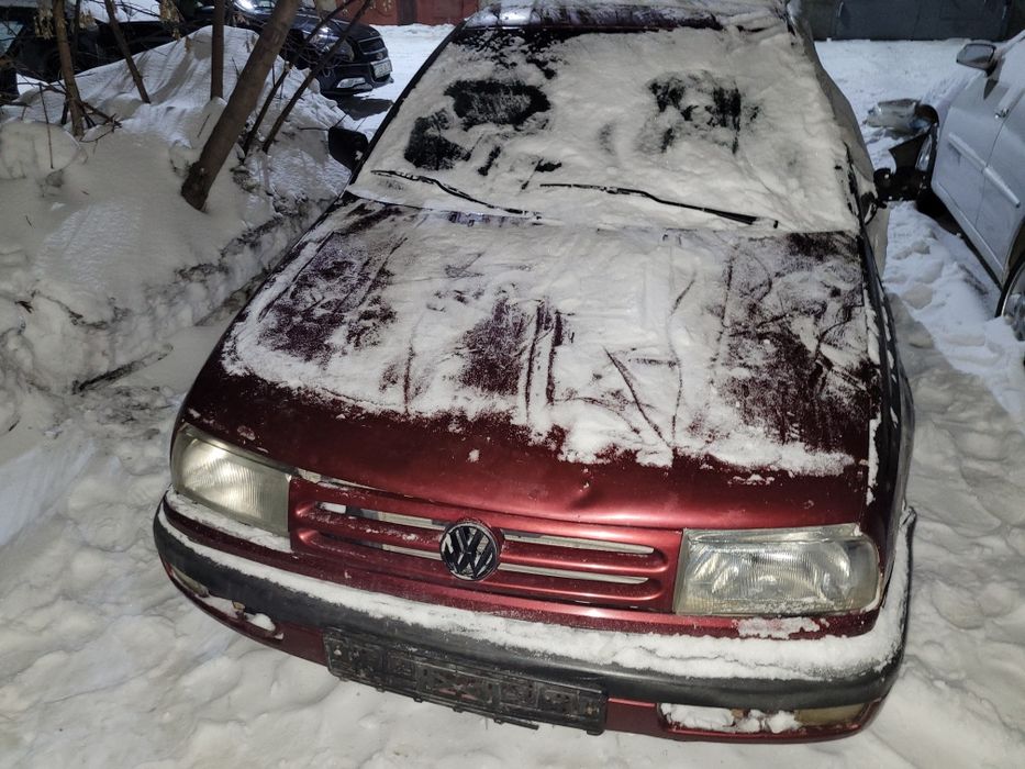 Продам по запчастям Фольцваген Венто.