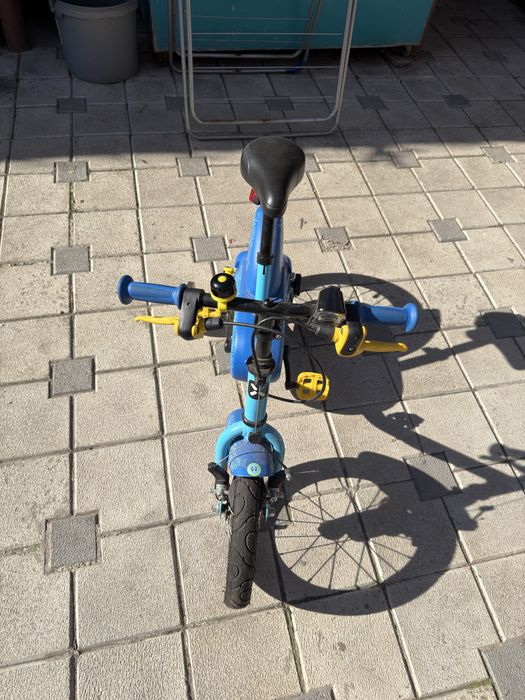 Biciclete copii b-twin 16 inch aproape noua