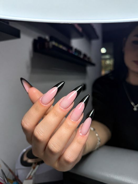 Aplic unghii cu gel