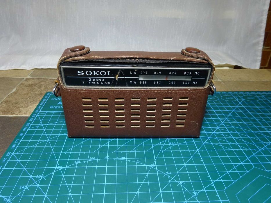 Aparat radio vintage Sokol 2 band/ 7 transistor