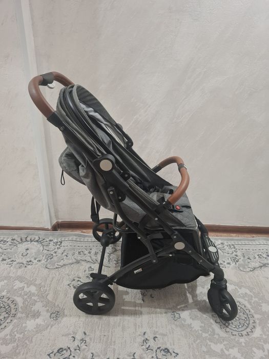 Продам коляску детскую. Цена: 32000тг