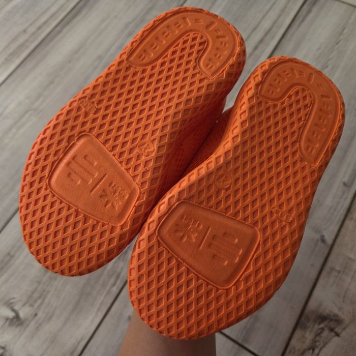 Нови маратонки Adidas