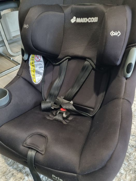 Vand scaun copii Maxi-Cosi ,air protect in stare foarte bună!