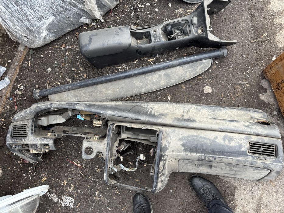 Тайта карина е запчасть