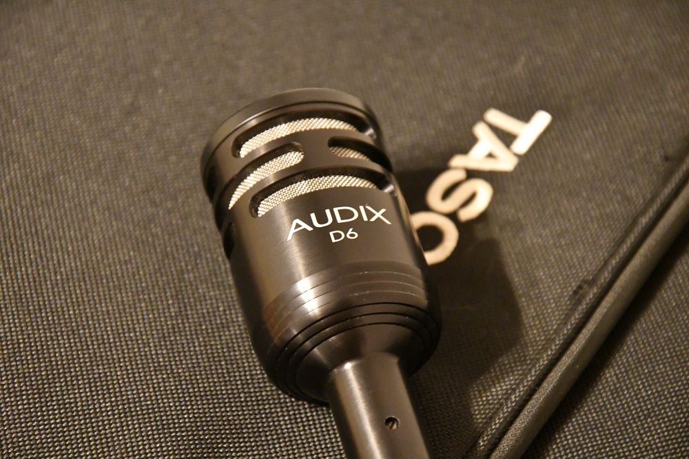 Microfon percutie AUDIX D6