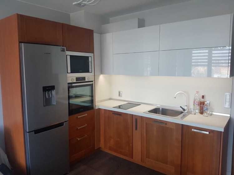 Тристаен имот в Кръстова вада