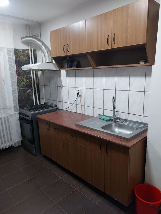 Închiriez apartament 2 camere craiovita la kaufland
