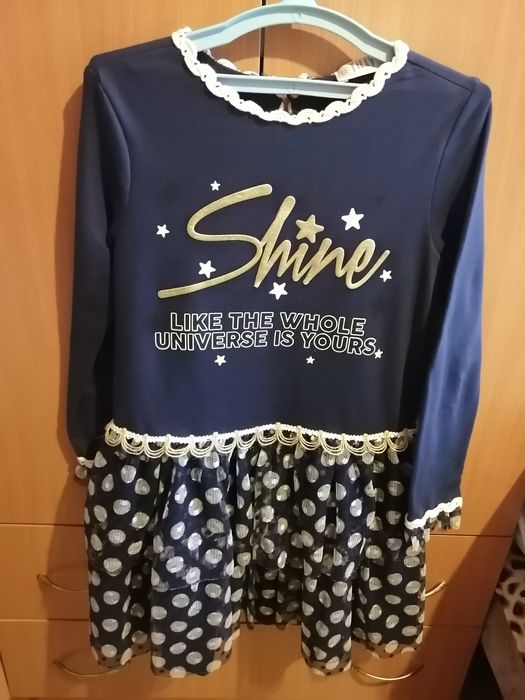 Продам праздничные платья