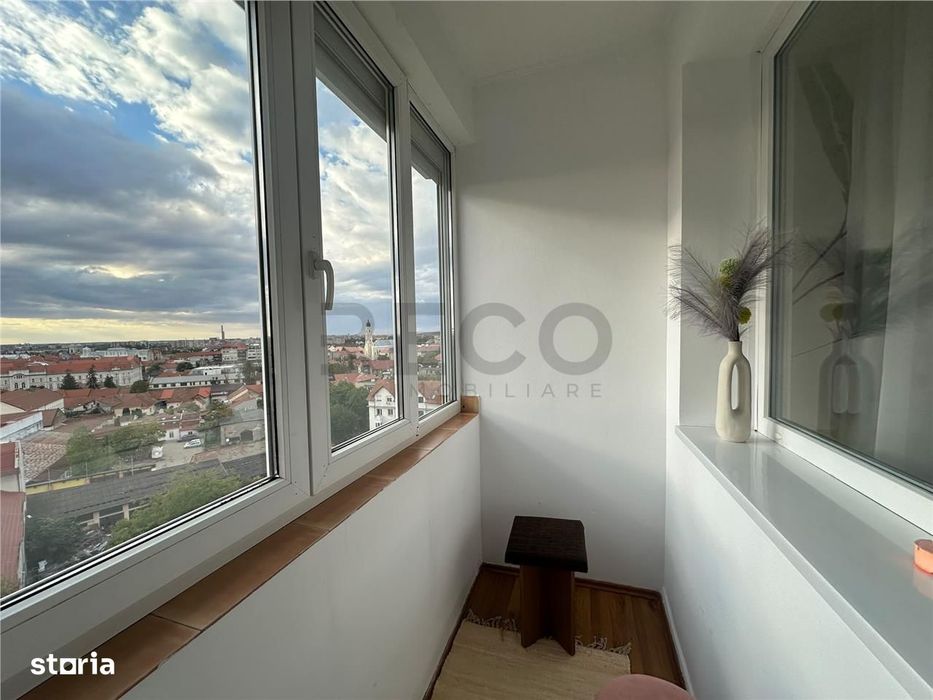 RECO Apartament ultracentral renovat la etaj intermediar