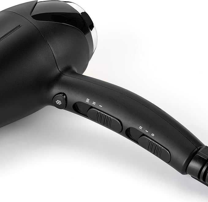 Сешоар BaByliss D572DE Turbo Smooth 2200, мощен и ултра лек, черен