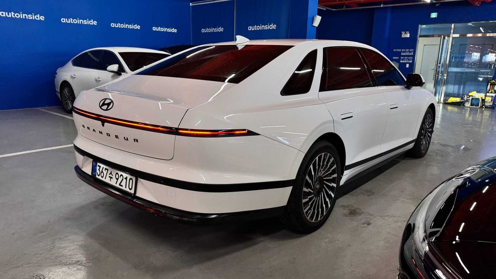 Hyundai Grandeur Hybrid