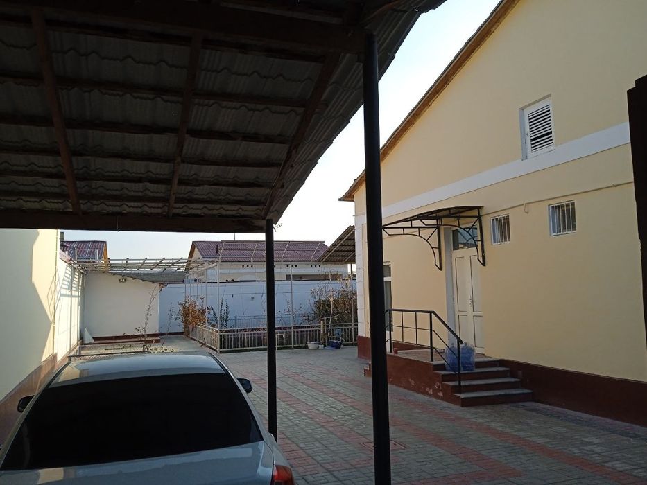 Коттедж сотилади 6 сотихли