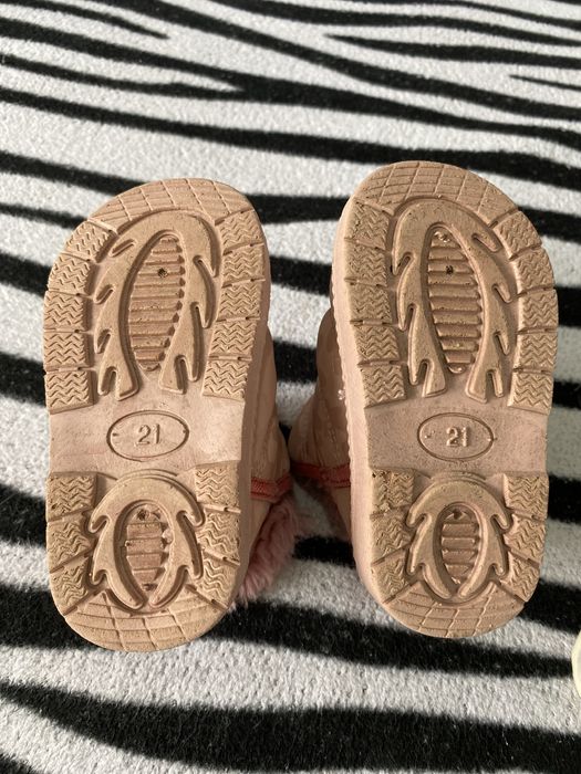 Зимние детские сапожки