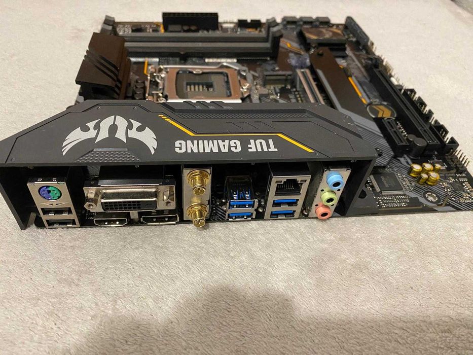 Placa de baza Asus TUF Gaming B460M PLUS LGA1200 gen 10-11 defecta