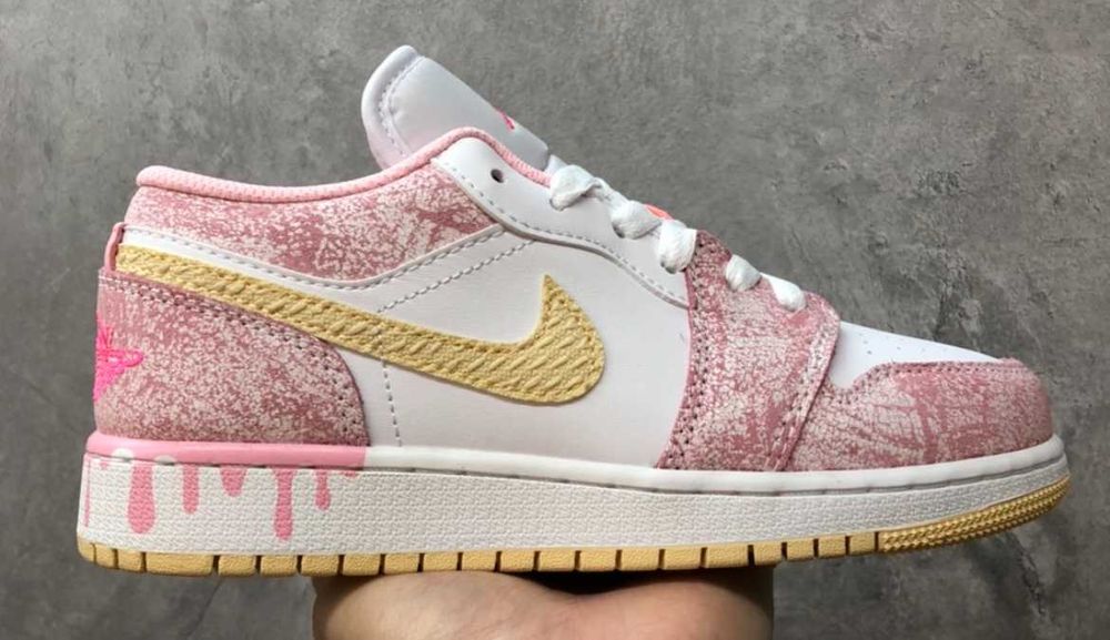 Дамски маратонки Nike Air Max Jordan low налични 39 номер