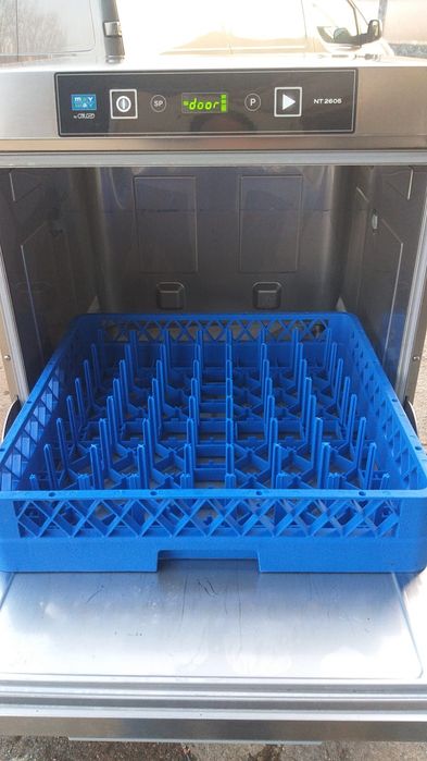 Последен модел професионална миялна машина с дренажна помпа