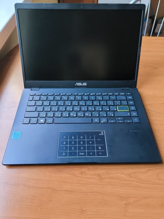 Notebook Asus E410M