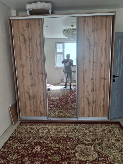 Продам шкаф отличное состоение