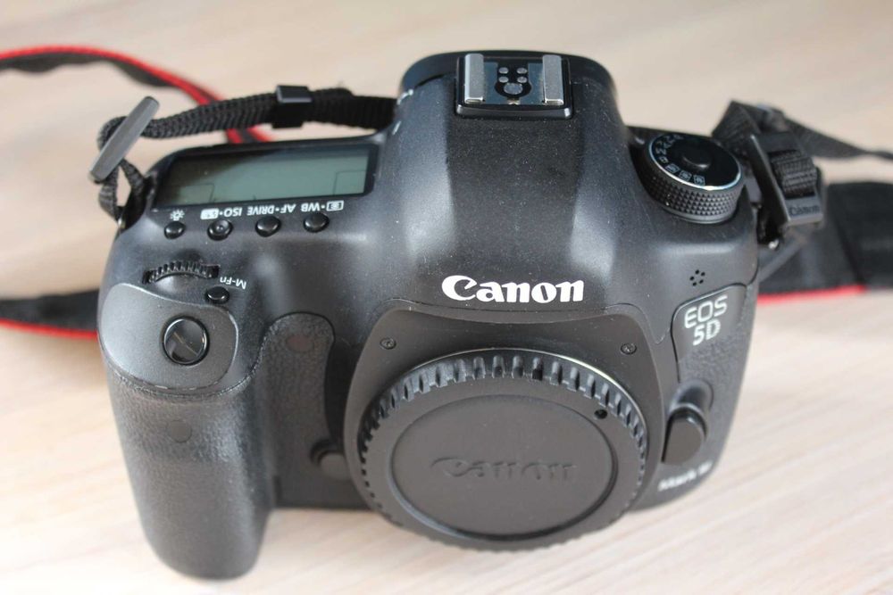 Фотоапарат Canon 5D mk3 / Canon 5D Mark iii на 37K кадъра