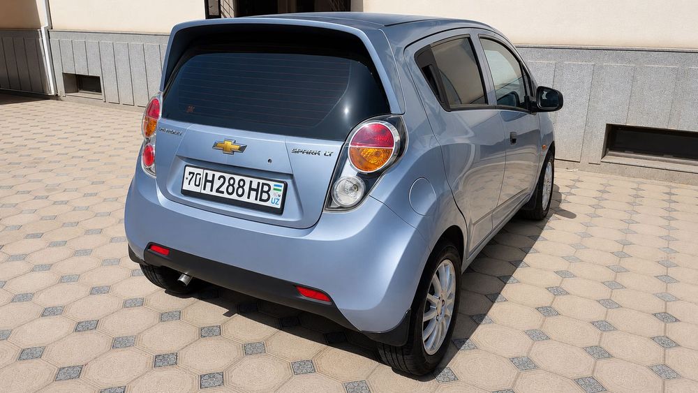 Chevrolet Spark sotiladi