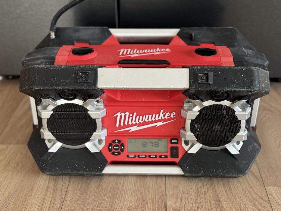 Radio santier Milwaukee C12-28 DCR