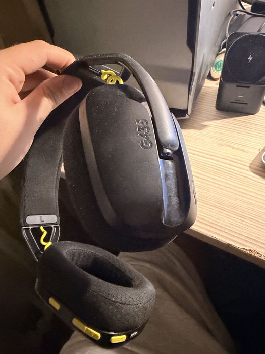 Casti logitech G435