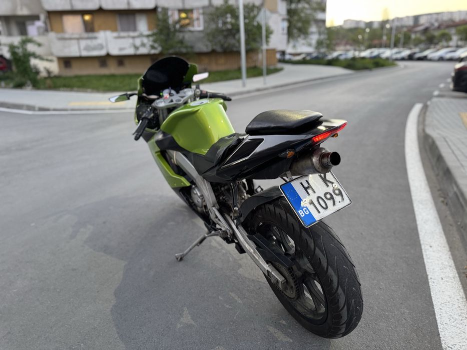 Derbi gpr 125 2t 2008 A1