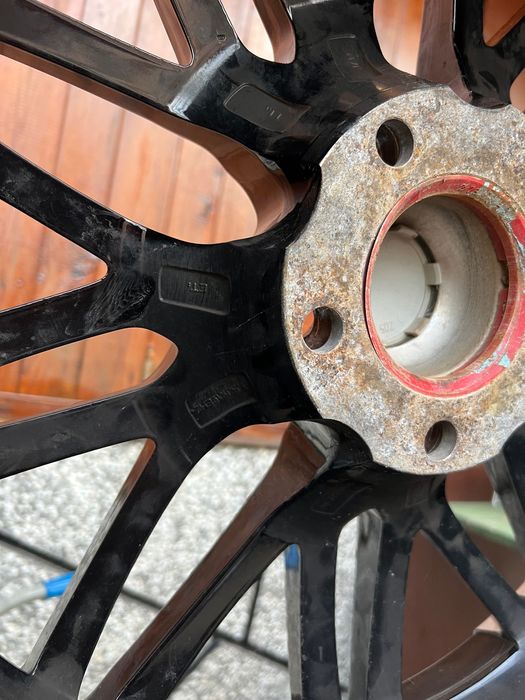 Продавам джанти Oxigin със гуми 225/35/19