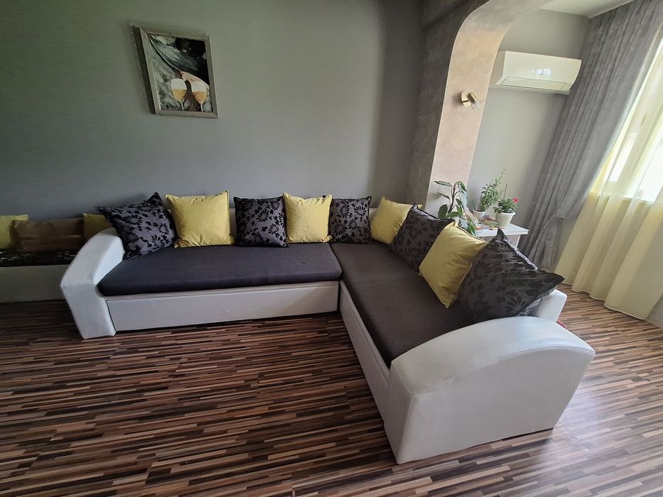 Ъглов диван с опция сън