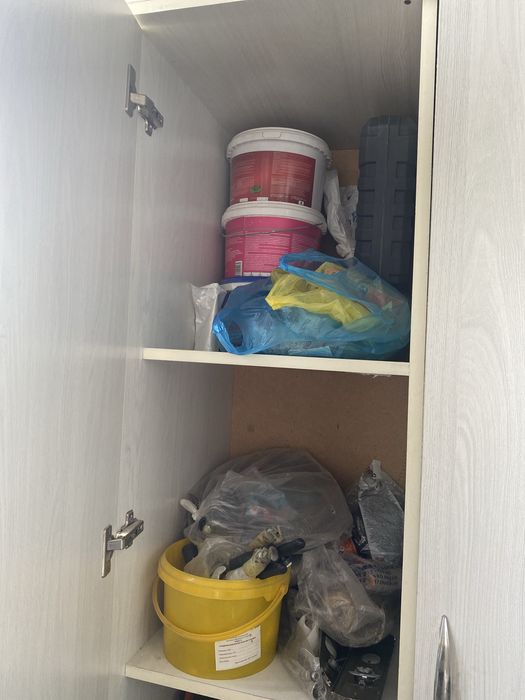 Продаю шкафы срочно