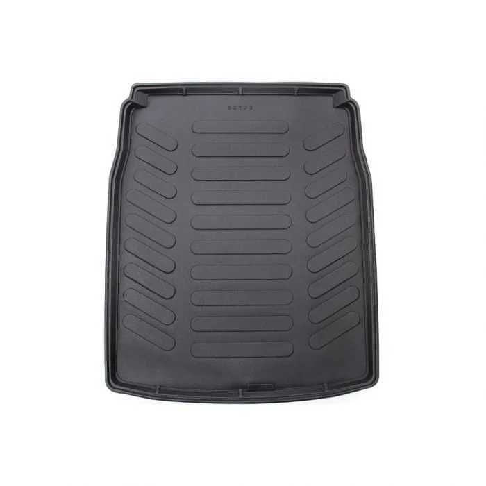 Гумена стелка за багажник за БМВ BMW 5 E60 F10 F11 седан комби